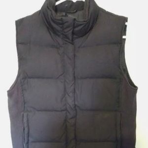 Gap Black Down-Blend Puffer Vest S Gorpcore Minimalist Athleisure Normcore